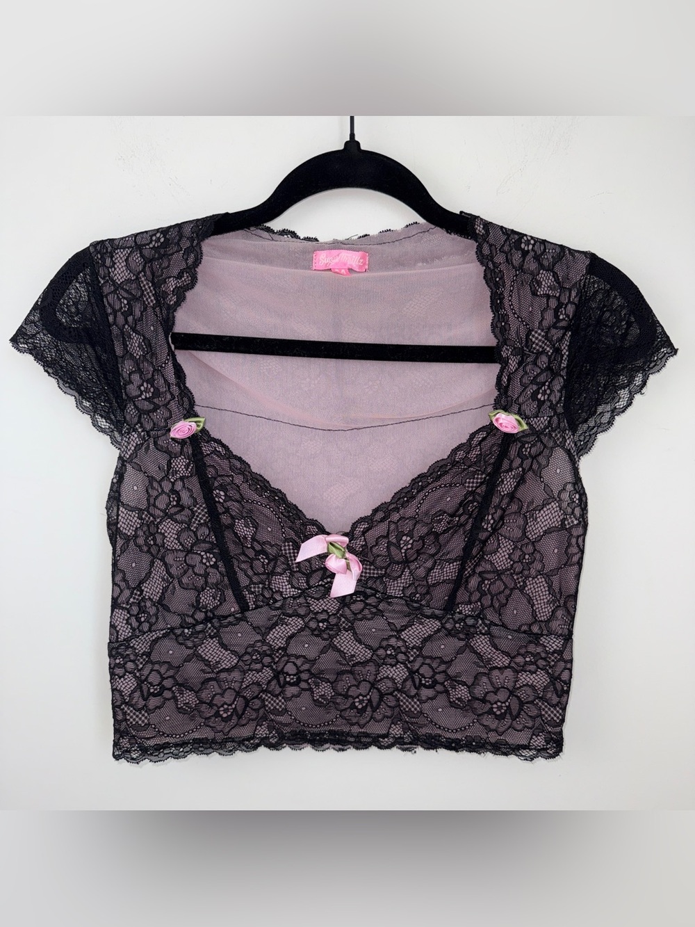 SUGAR THRILLZ PORTRAIT MODE LACE TOP M